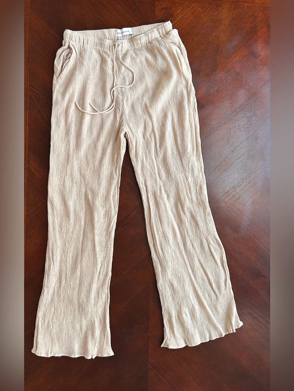 Abercrombie & Fitch Cream Crinkle Wide-Leg Lounge Pants size S